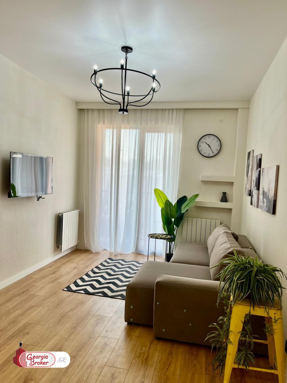 იყიდება ახალი გარემონტებული 2 ოთახიანი ბინა